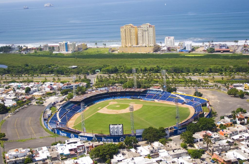 Las Flores Beach Resort Mazatlan Dış mekan fotoğraf
